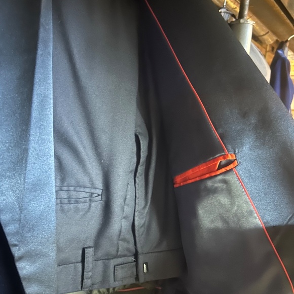 Velvet Tuxedo with shawl collar - Picture 3 of 3